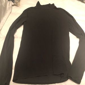 Everlane black turtleneck